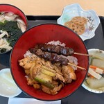 Oosaka Kokusai Kouryuu Senta Kafe&Resutoran - やきとり丼とにゅうめん定食