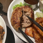 Bistro O - 肉汁がタマリマセン