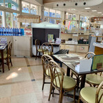 ふれあい名産館 まつや - テーブル席