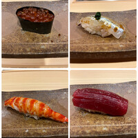 すし繁 - ランチおまかせ握り７０００円。いくら、さより、車海老、づけ。車海老はもちろんのこと、新物いくら、旨味の塊のづけと、とーっても美味しくいただきました（╹◡╹）（╹◡╹）