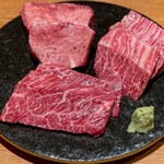 YAKINIKU BON'S - 