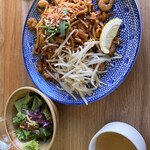 生麺パッタイ専門店 新宿ディパッタイ - 