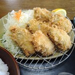とんかつ専門店 かつ一 - カキフライ定食