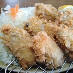 とんかつ専門店 かつ一 - カキフライ定食