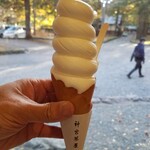 神宮茶屋 - ソフトクリーム 400円