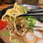 がむしゃら - 純とんこつラーメン 麺リフト(2022/10)