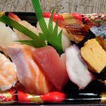 スシマス - 料理写真:令和4年11月
大ネタにぎり9貫B 890円