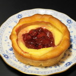 とらやベーカリー - 2013.1 いちごクリームパン（240円）