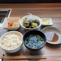 焼肉うしごろ 新宿三丁目店 - ランチセットたべごろ3200円