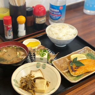 ごはん屋 たこ八食堂_0