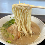 Ramen Momo Hachi - 麺リフト
