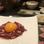 焼肉 小川 - 桜ユッケ