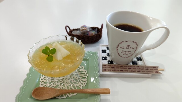 White JiJi 石巻あゆみ野｜落ち着きのあるカフェ