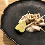 吉花 - 香り高い松茸と濃厚な真タチの旨味と爽やかでキリッとした酢橘、最初からインパクト大