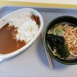 群馬大学生活共同組合 桐生キャンパス 食堂 - カレーライス 350円、かきあげうどん 450円