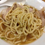 煮干し中華そば 一剣 - チュルンとして腰もある