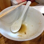 煮干し中華そば 一剣 - ミセスも完食