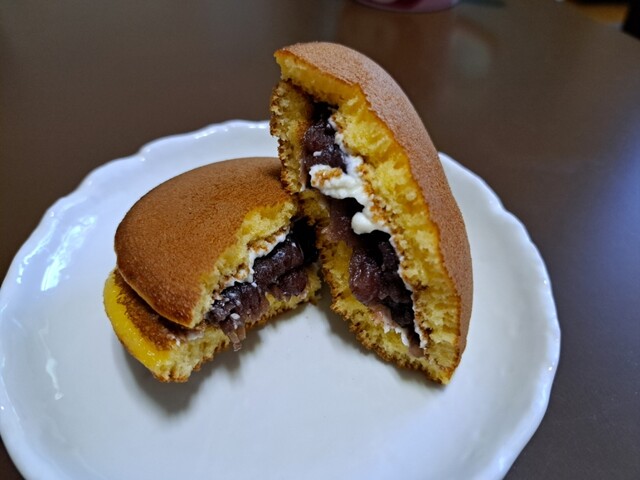 御菓子司 かぎや - 鏡石（和菓子）の写真