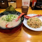 博多ラーメン 本丸亭 - 