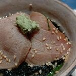 亀喜寿司 - ●ﾗﾝﾁ･単品。付出 特製松前漬+料理12,542(造盛+戻鰹ｶﾂｵはらす刺)+追加造盛4800+土産(太巻1045+梅紫蘇細巻924)+中瓶B 682+冷酒 (一ノ蔵1合1210+浦霞禅1540)=22,743円 