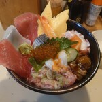Futago Sushi - 海鮮丼 上(¥1,100)