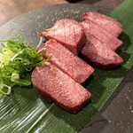 Sumibiyakiniku Nikunabeya Koube Biidoro - 