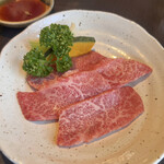 焼肉こぶた - 上カルビ(A5ヘッドバラ) 4枚(\1,260)