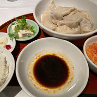 銀座ブルーリリー ステーキ&チャイニーズレストラン - 餃子定食 銀座ブルーリリー ステーキ&チャイニーズレストラン - 餃子定食