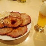 中華 ひるね - 焼ぶたにはビールでしょう