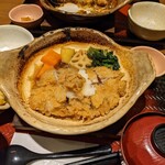 Ootoya - 手前がチキンかあさん煮定食920円、奥はチキン味噌かつ煮定食950円