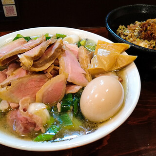 RAJUKU IN THE HOUSE by五ノ神精肉店】限定/特製中華そば(醤油) と