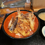 串天ぷら　段々屋 - ▪️B天丼
（海老・いか・きす・野菜３種・かしわ）¥1.100