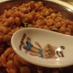 ミルチ - 「豆カレー」何種類かの豆が、フェンネル、ターメリック、パクチーなどであじつけミャ