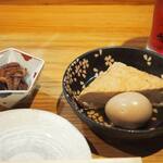 卓 - イイダコ煮付け、おでんその２