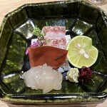 味ひろ - 鯛に松皮造り　伊勢海老