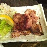 ゑちぜん屋 - 大山地鶏黒胡椒焼き