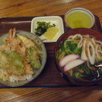 グリーンライフ　やまびこ - 天丼＋うどんセット　880円