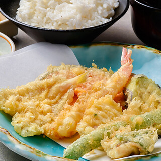Taste the season with seasonal Tempura ◆ Don't miss the selection courses that suit your budget.