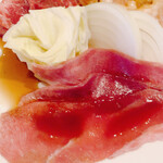 焼肉ほんまもん - カルビ定食Aのお肉
      