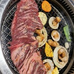 Sumibiyakiniku Marujuu - 