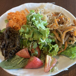 うるま市民食堂 - 料理写真:ブュッフェのサラダ