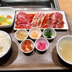 プレミアムカルビ - プレミアム焼肉ランチ1738円