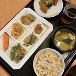 小樽市民食堂 - 料理写真:1g＝2円のバイキング 630円