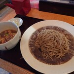 手打蕎麦 たじま - つけモツ 1,200円(税込)。
      