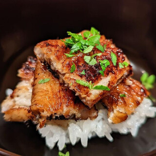 名店で磨かれた技と旬の食材が織り成す懐石料理