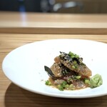 鮨と天草大王 天音 - ＊鯖アレルギーの私には「鯛のごま和え」を。鯛の食感とタレの味わいが合います。