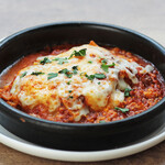 Oven-baked pasta with cheese and meat sauce "Lasagna"