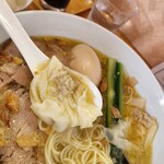 心麺 - ワンタンアップ