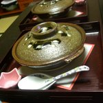 鷹泉閣 岩松旅館 - 女性にのみサービスされた手作り豆腐