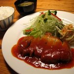 洋食のくんた - ポークチャップ1100円（ごはん・みそ汁付き）